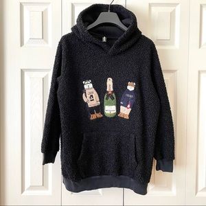 3/$30 NWOT Cartoon Bear Black Hoodie